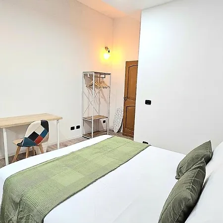 아파트 Big, Bright And Chic Terrace Flat